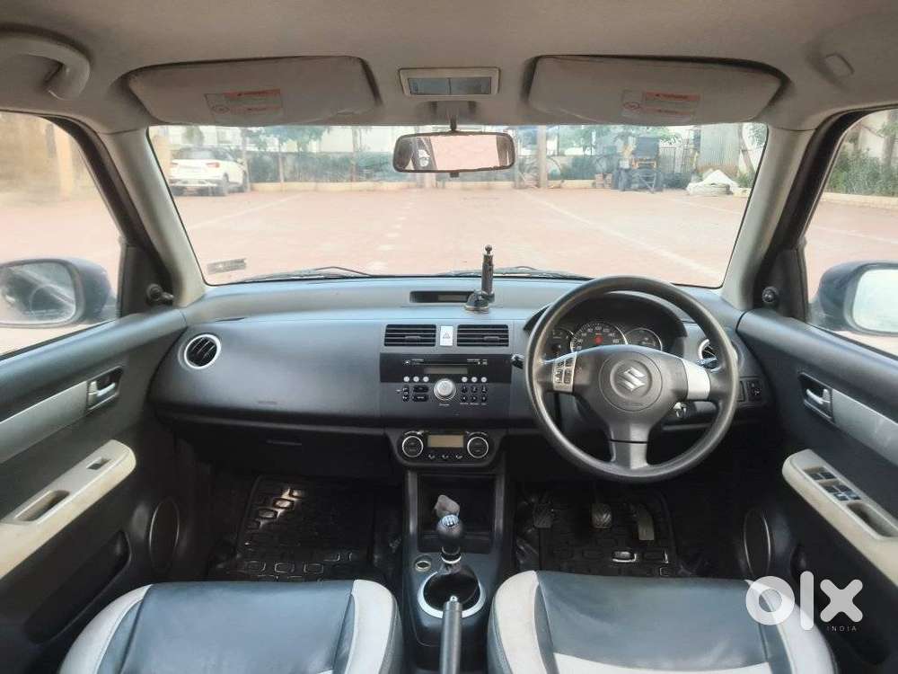 Maruti Suzuki Swift Dzire Zxi+ Mt, 2010, Petrol