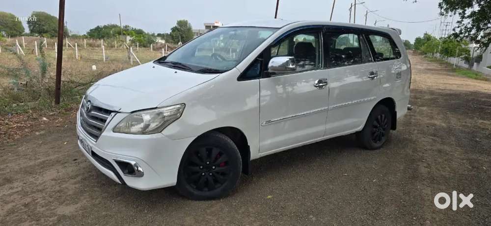 Toyota Innova Diesel 2011