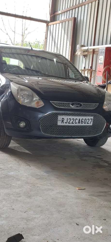 Ford Figo 2013 Diesel 158000 Km Driven