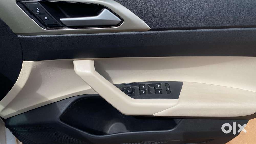 Volkswagen Virtus 1.0 Topline Tsi At, 2024, Petrol