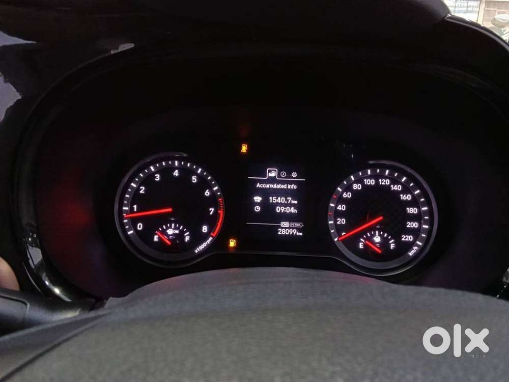 Hyundai Aura 1.2 Sx Cng, 2023, Cng & Hybrids