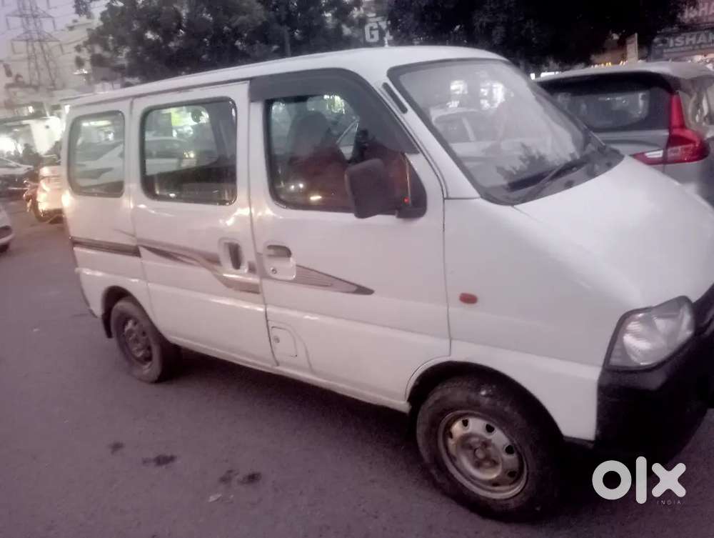 Maruti Suzuki Eeco 2015