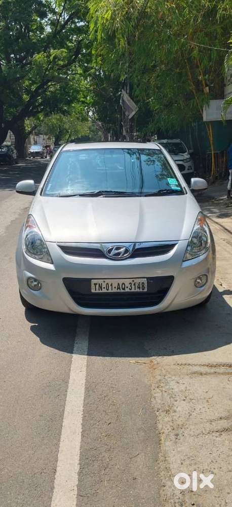 Hyundai I20 2010-2012 1.2 Asta Option With Sunroof, 2011, Petrol
