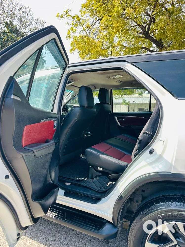 Toyota Fortuner Legender 4x2 At 2.8, 2023, Diesel