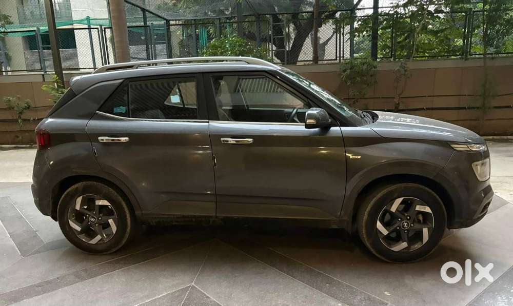 Hyundai Venue 1.0 Sx Turbo Imt, 2021, Petrol