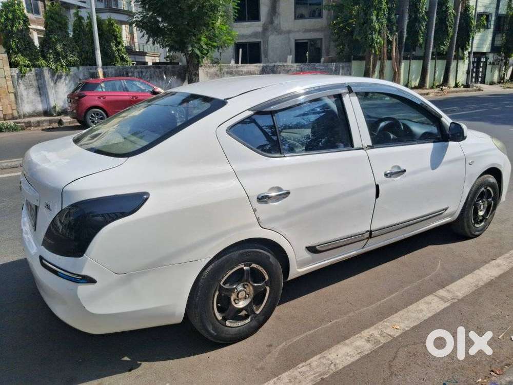 Nissan Sunny, 2012, Diesel