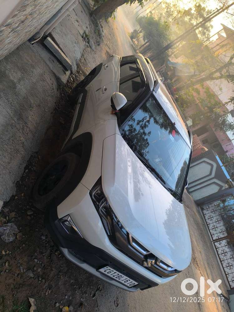 Maruti Suzuki Brezza 2023 Petrol 22400 Km Driven