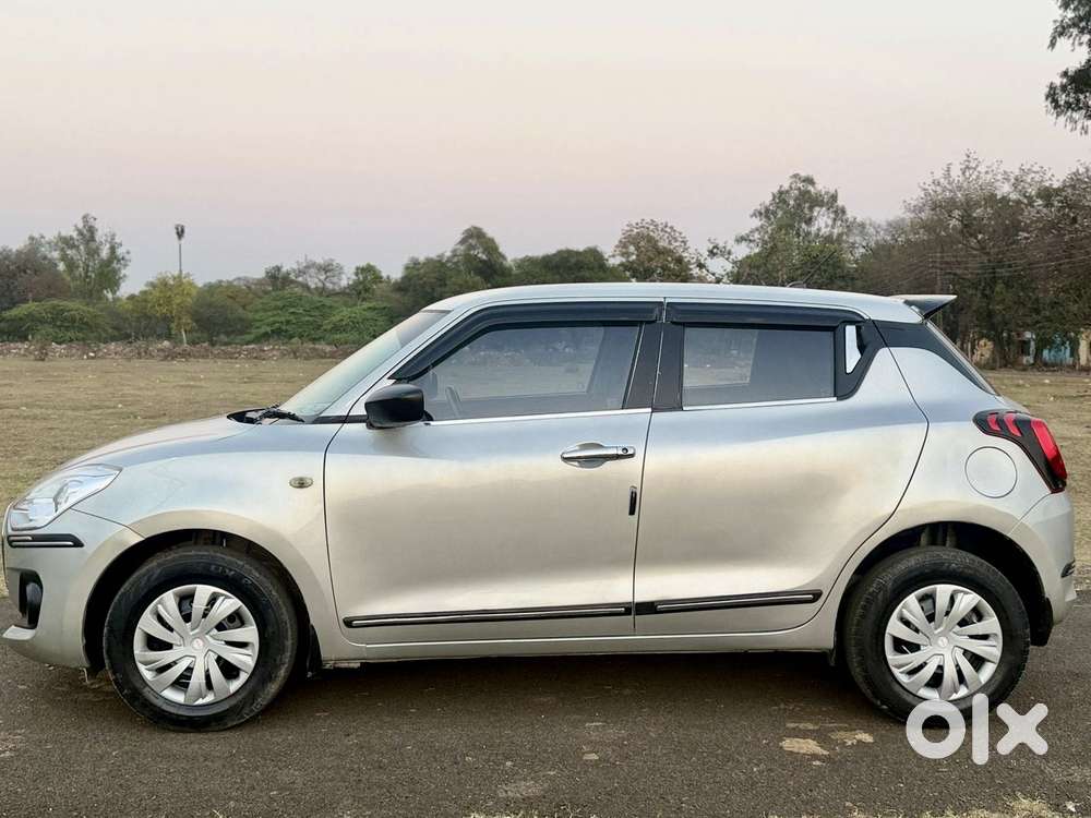 Maruti Suzuki Swift Vvt Lxi, 2021, Petrol