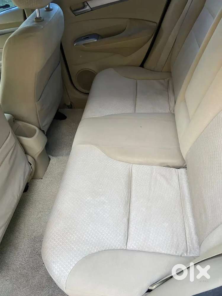 Automatic Car, Full Condition, New Tyre,ac Working, Insurance Live,