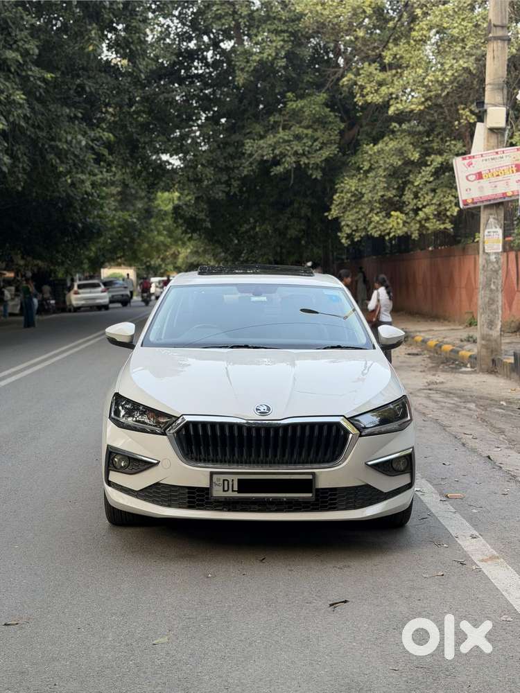 Skoda Slavia 1.0 Tsi Style At, 2022, Petrol