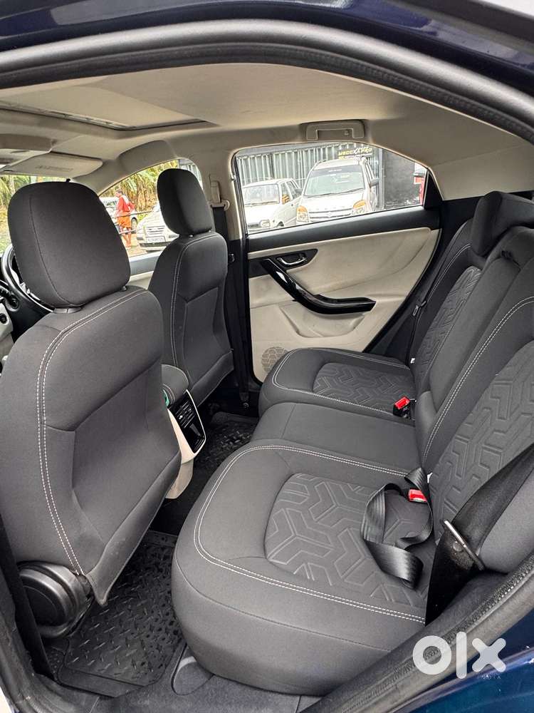 Tata Nexon Amt Xza Plus, 2022, Petrol