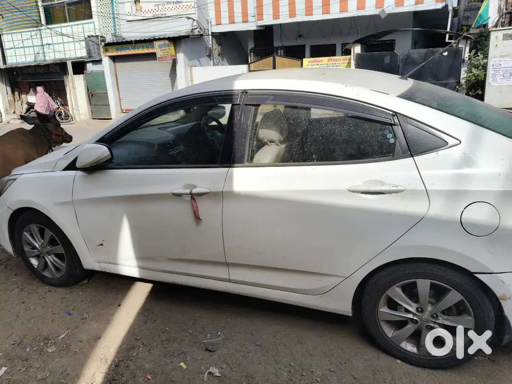 Hyundai Verna 1.4 Vtvt 2012