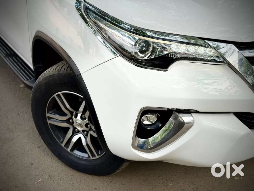 Toyota Fortuner 2.7 2wd At, 2019, Petrol