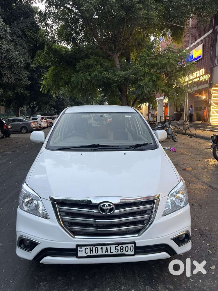 Toyota Innova 2.5 Gx (diesel) 7 Seater Bs Iv, 2012, Diesel
