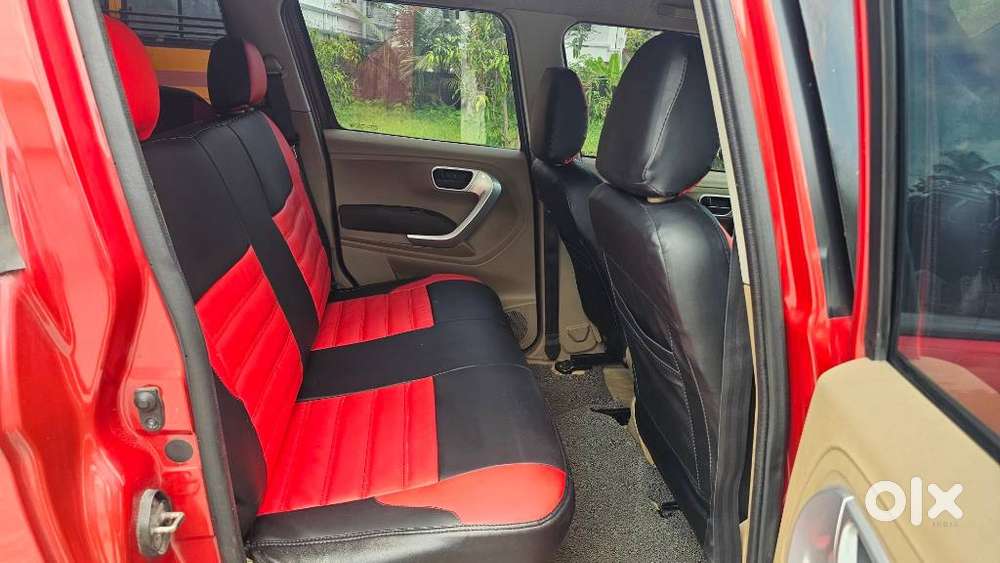 Mahindra Tuv 300 Mhawk100 T8, 2016, Diesel