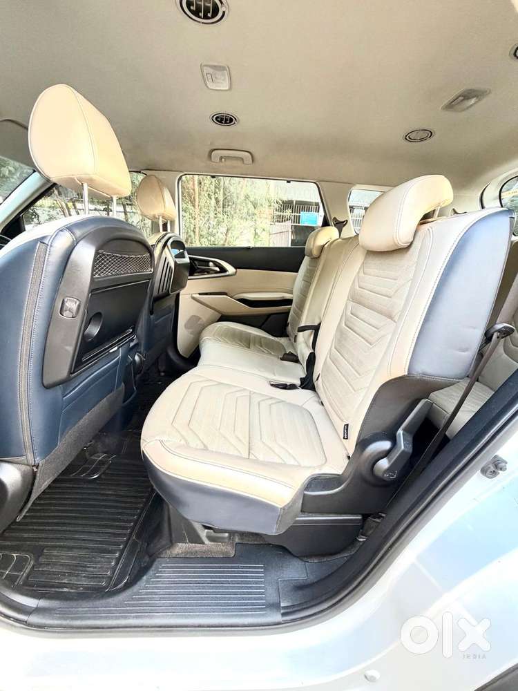 Kia Carens G1 4.6mt Luxury Plus 7, 2022, Petrol