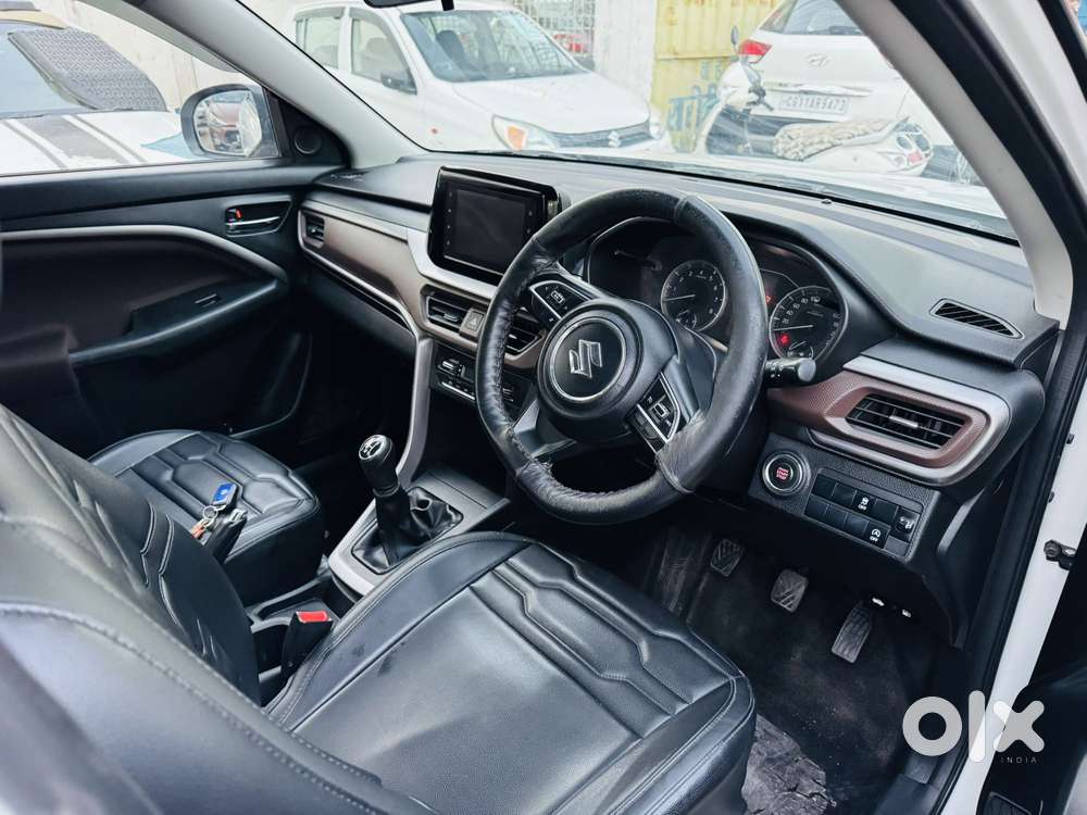 Maruti Suzuki Brezza 1.5 Zxi Smart Hybrid, 2022, Petrol