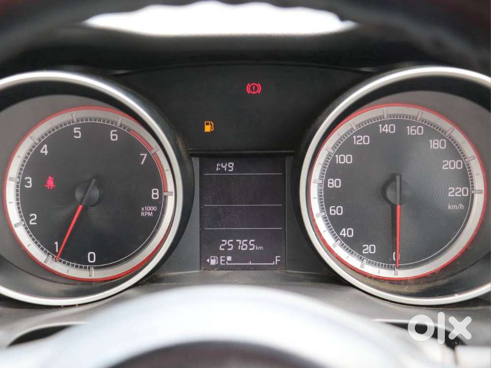 Maruti Suzuki Swift 1.2 Vxi (o), 2022, Petrol