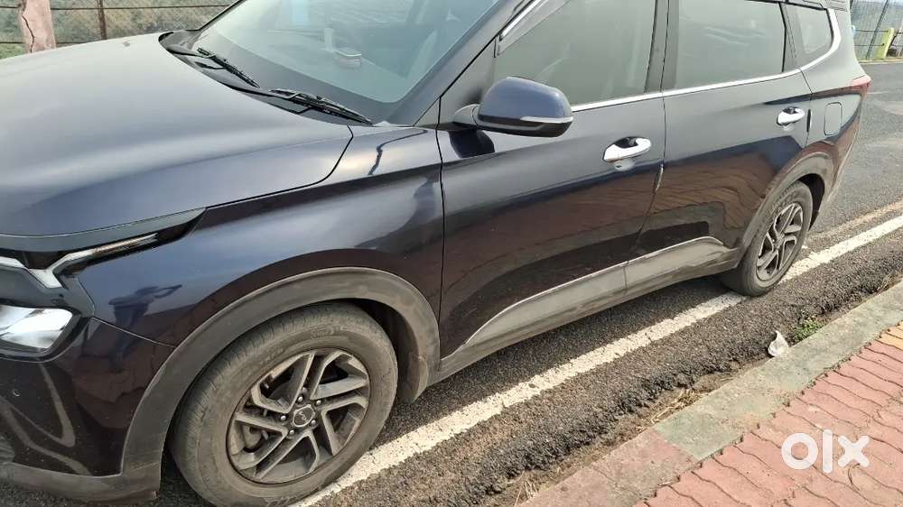 Kia Carens 2024 Diesel Well Maintained