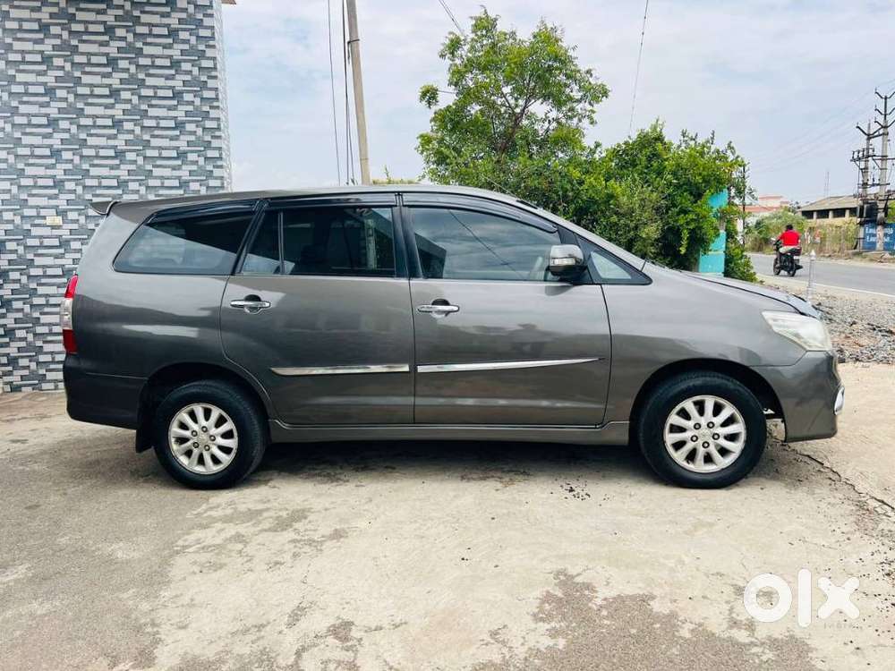 Toyota Innova 2.5 V 8 Str, 2013, Diesel