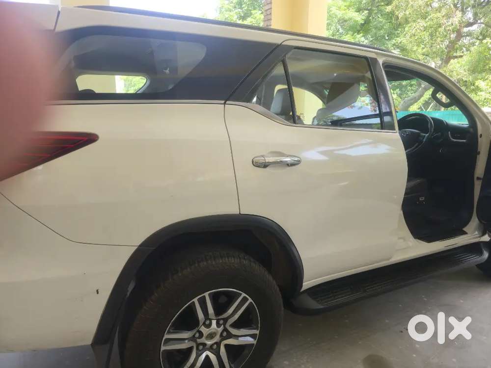 Toyota Fortuner 2018 Diesel 176000 Km Driven