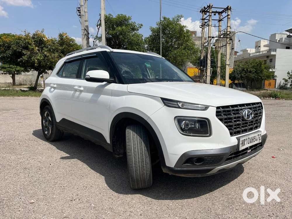 Hyundai Venue 2019 Diesel 90000 Km Driven