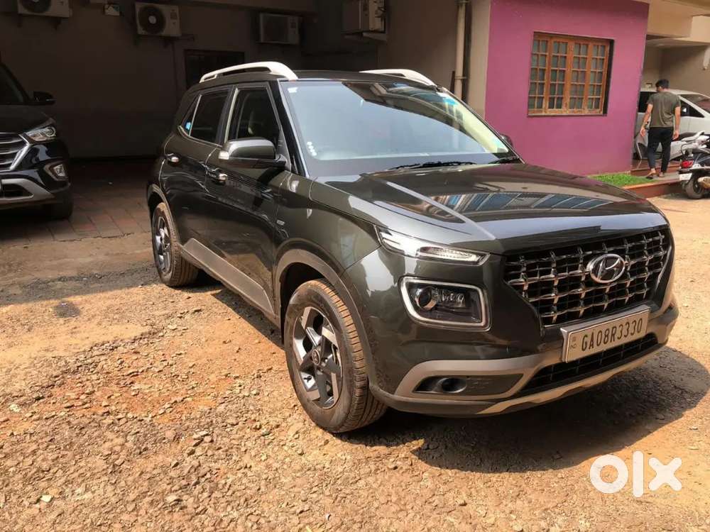 Hyundai Venue 2019 Petrol Well Maintained, Slightly Negotiable