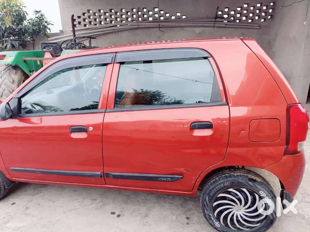 Maruti Suzuki Alto K10 2011 80% Tyre Good Condition