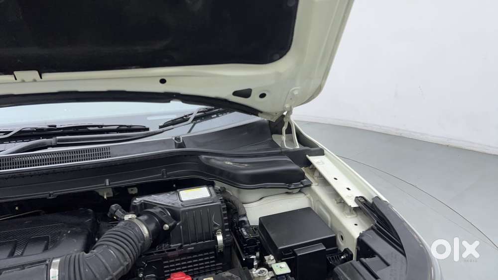 Mahindra Xuv300 W8 Amt Optional Diesel, 2023, Petrol