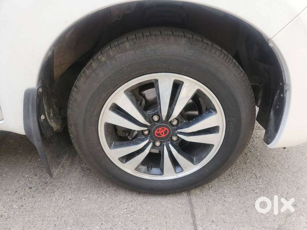 Toyota Innova Crysta [2020-ongoing] 2.4 Gx 8 Str, 2021, Diesel