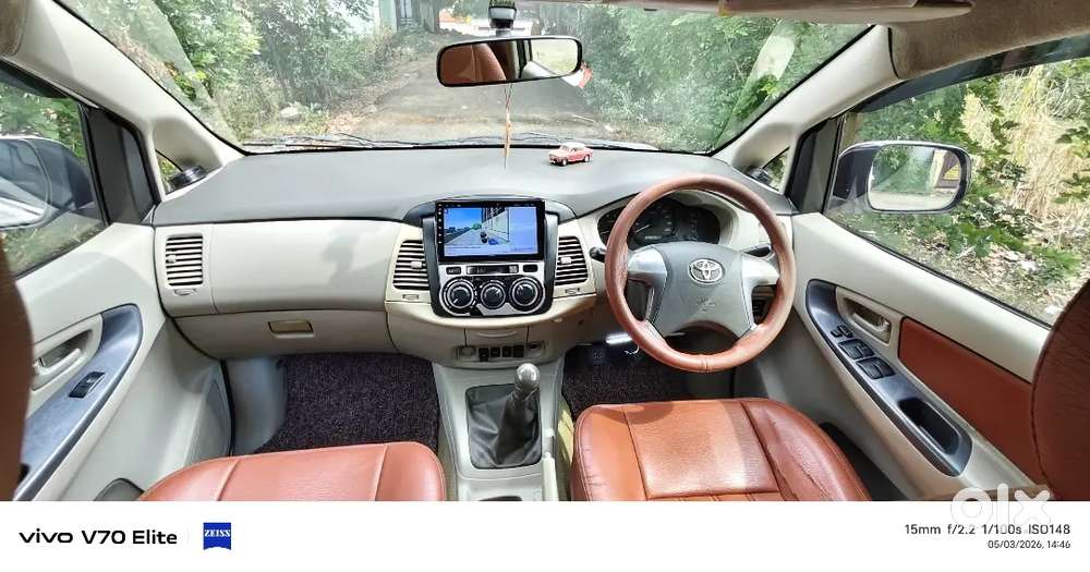 Toyota Innova Diesel 2014