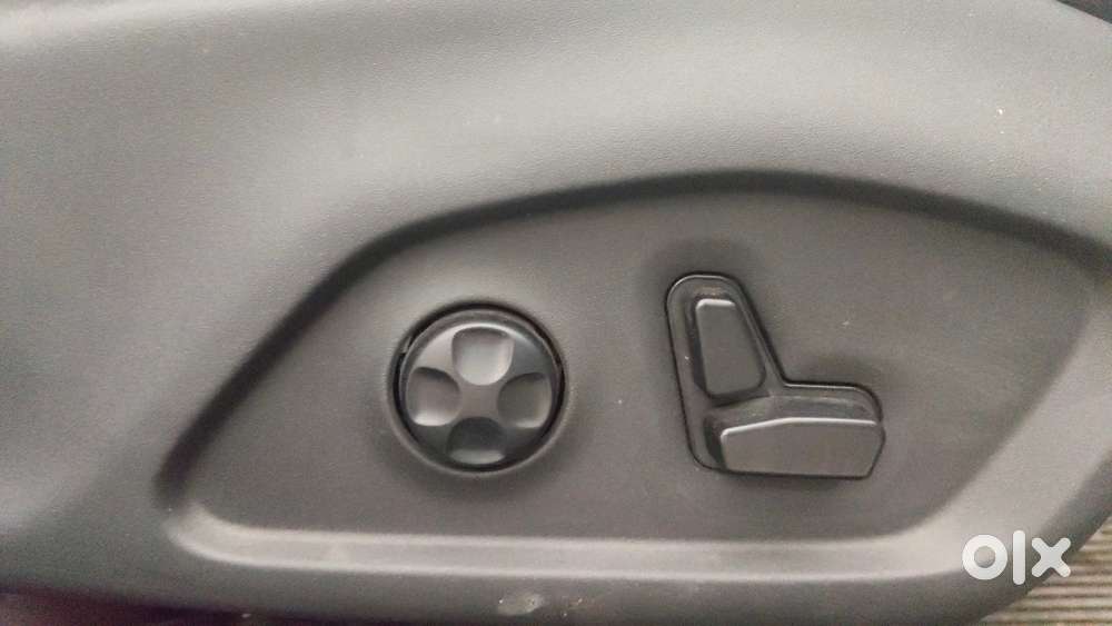 Jeep Compass Limited (o) 2.0 Diesel At, 2023, Diesel