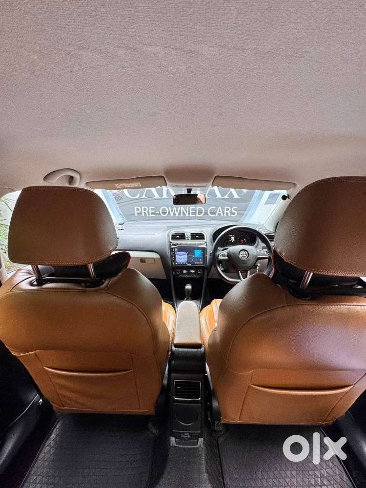 Skoda Rapid 1.0 Ambition Tsi At, 2021, Petrol