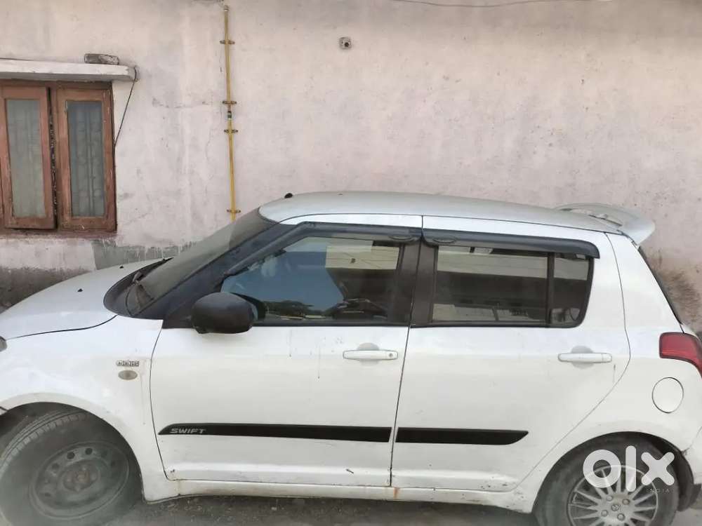 Maruti Suzuki Swift 2011 Diesel 200000 Km Driven