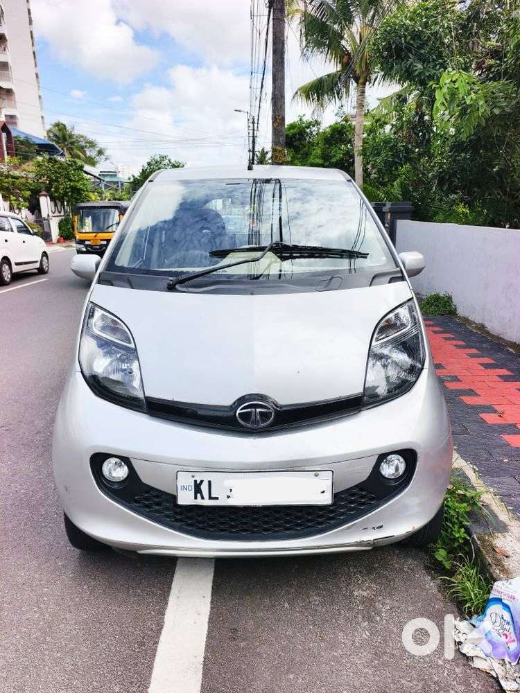 Tata Nano Genx Xta, 2017, Petrol