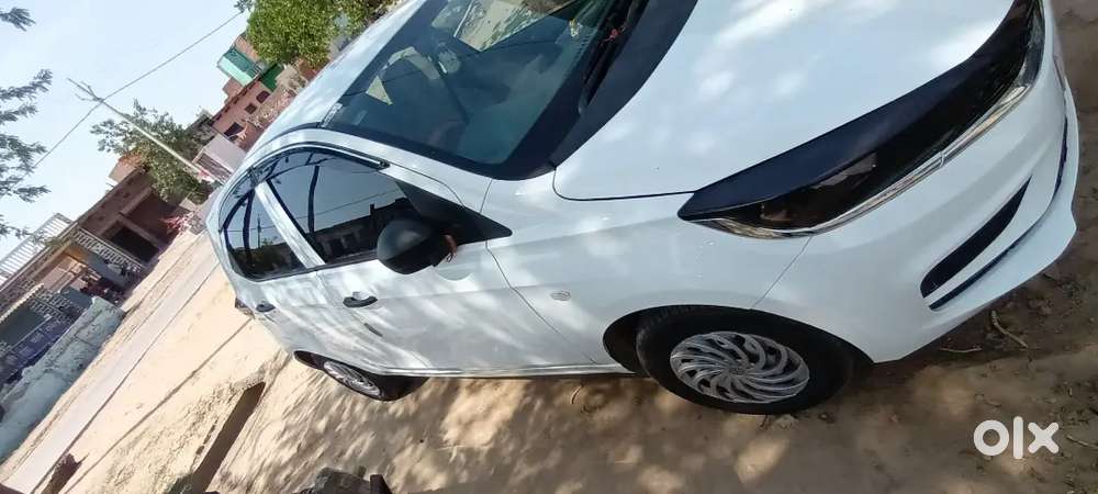 Tata Tiago Revotron Xe 2026