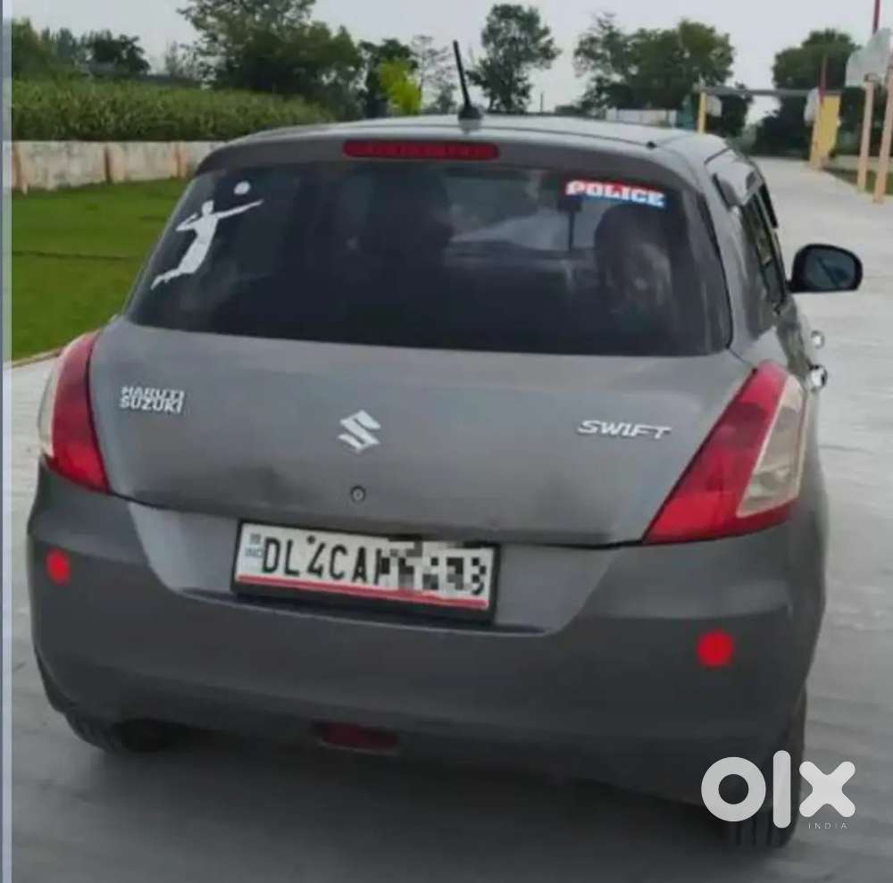 Maruti Suzuki Swift Lxi 2011