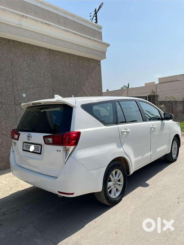 Toyota Innova Crysta 2018 Diesel Well Maintained