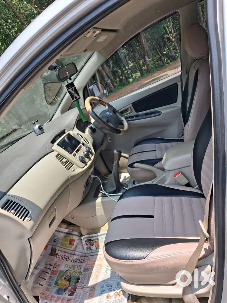 Toyota Innova 2013