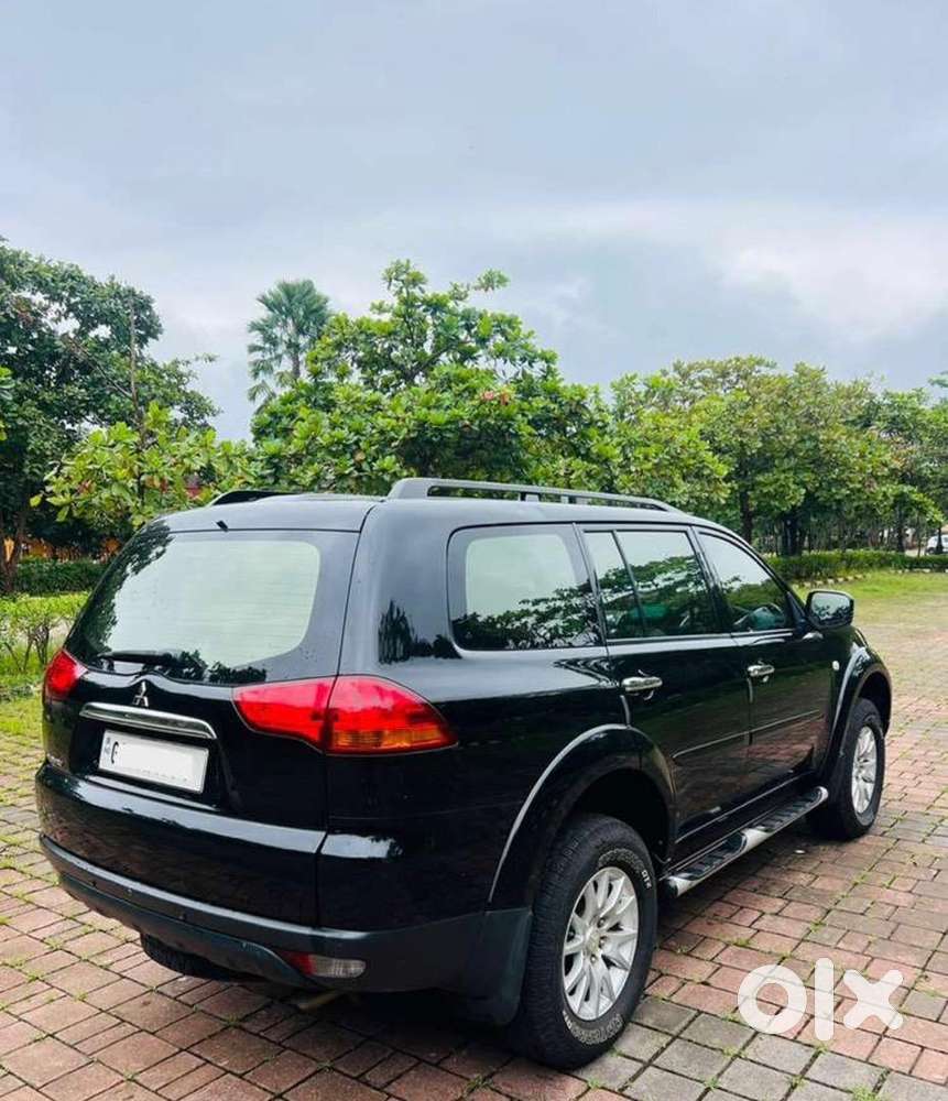 Mitsubishi Pajero Sport 2012 Diesel Well Maintained