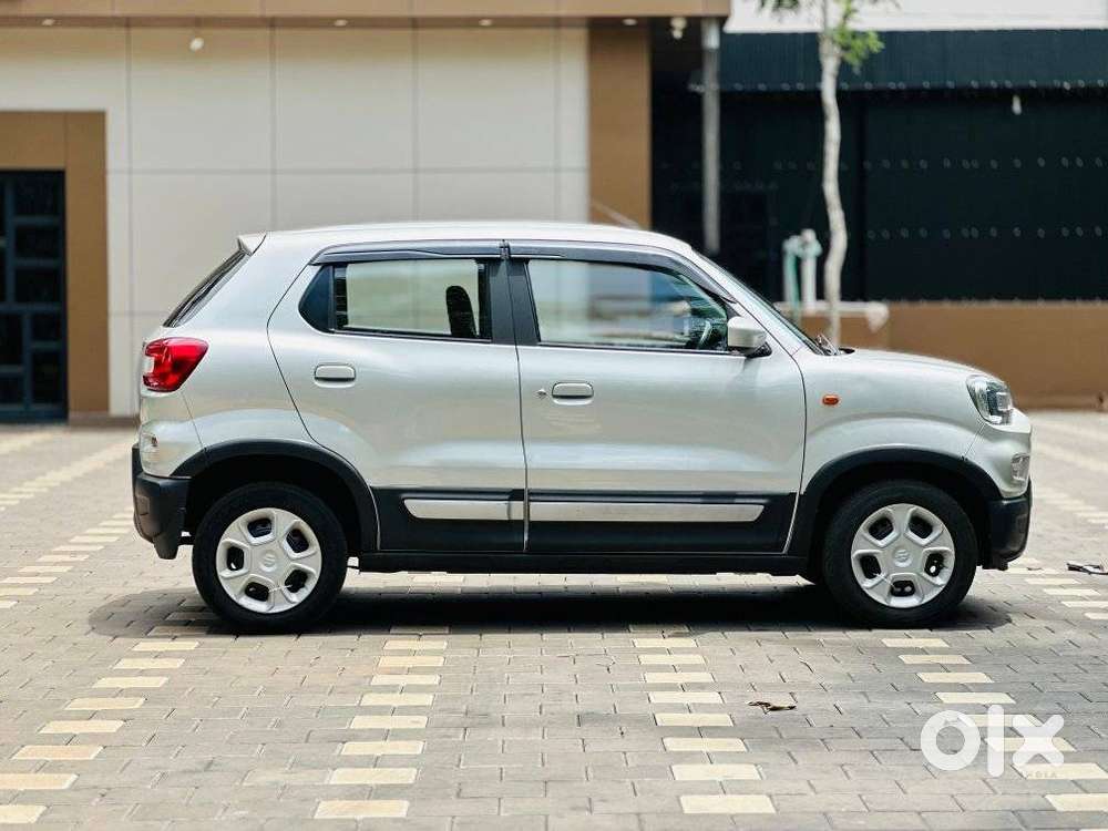 Maruti Suzuki S-presso Vxi Plus, 2022, Petrol
