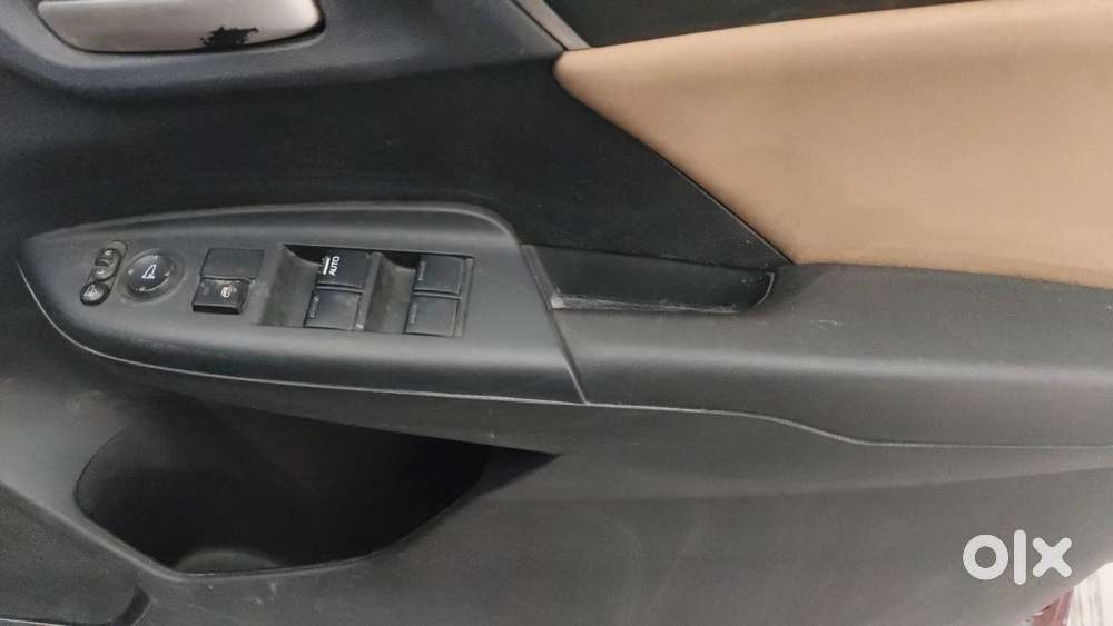 Honda Jazz 1.2 V I Vtec, 2015, Petrol