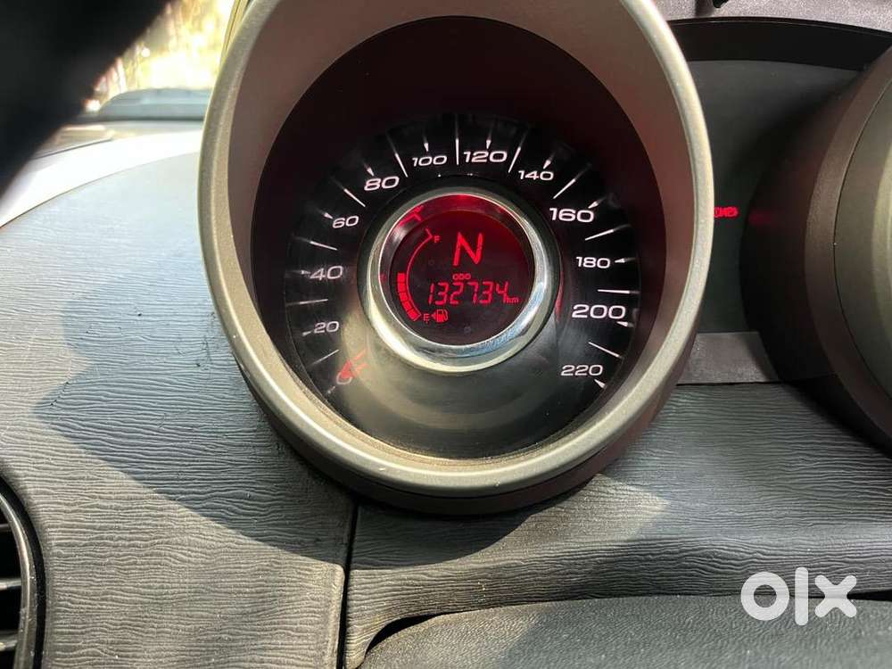 Xuv 500 W8  /132764 Km Driven