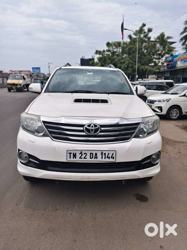 Toyota Fortuner 3.0 Ltd, 2015, Diesel