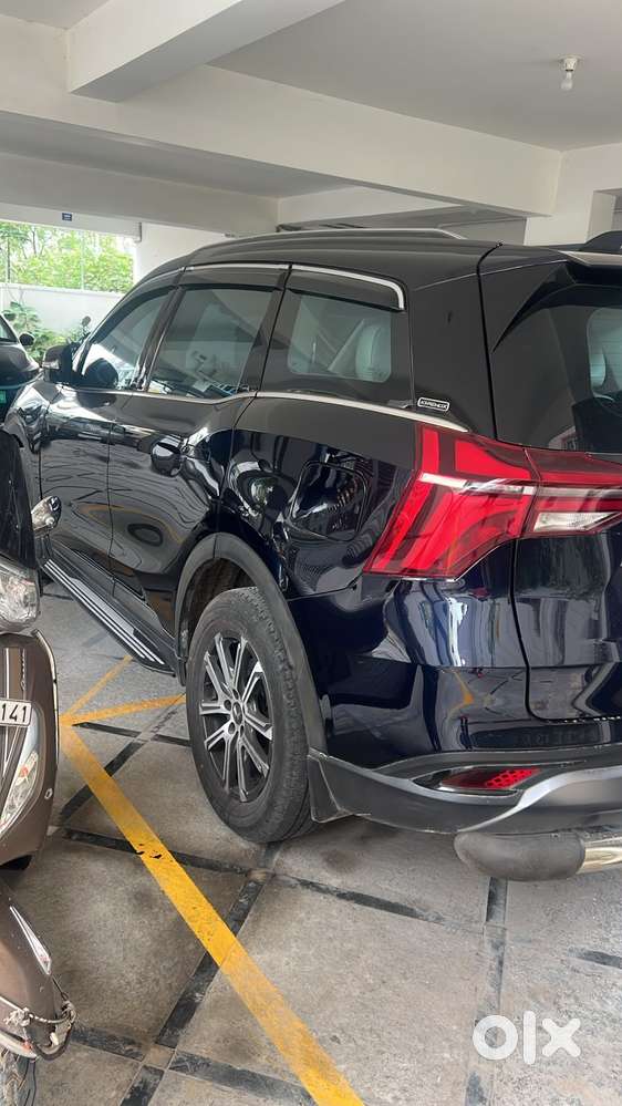 Mahindra Xuv700 2.2 Ax 7 Diesel At Luxury Pack Str, 2023, Diesel