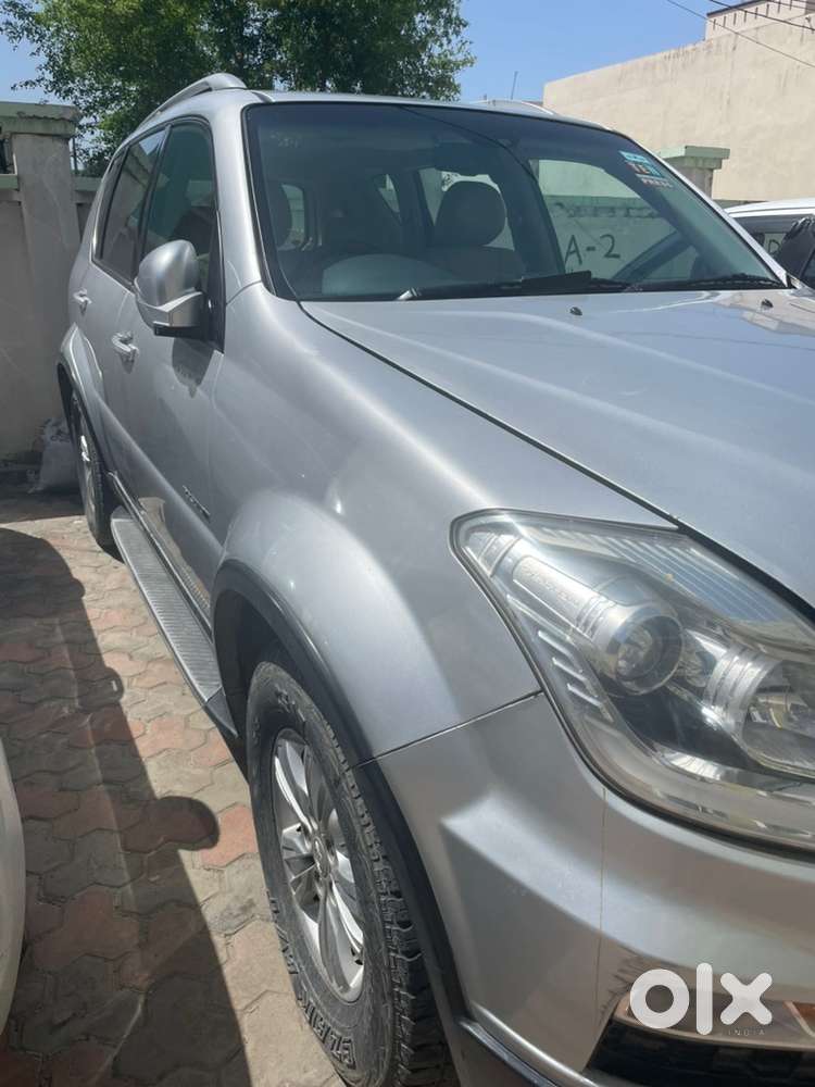 Mahindra Rexton Diesel 2014