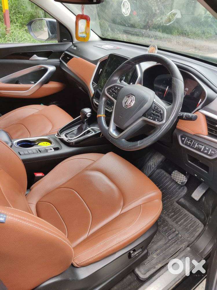 Mg Hector Plus 1.5 Sharp Turbo Cvt 6 Str, 2022, Petrol