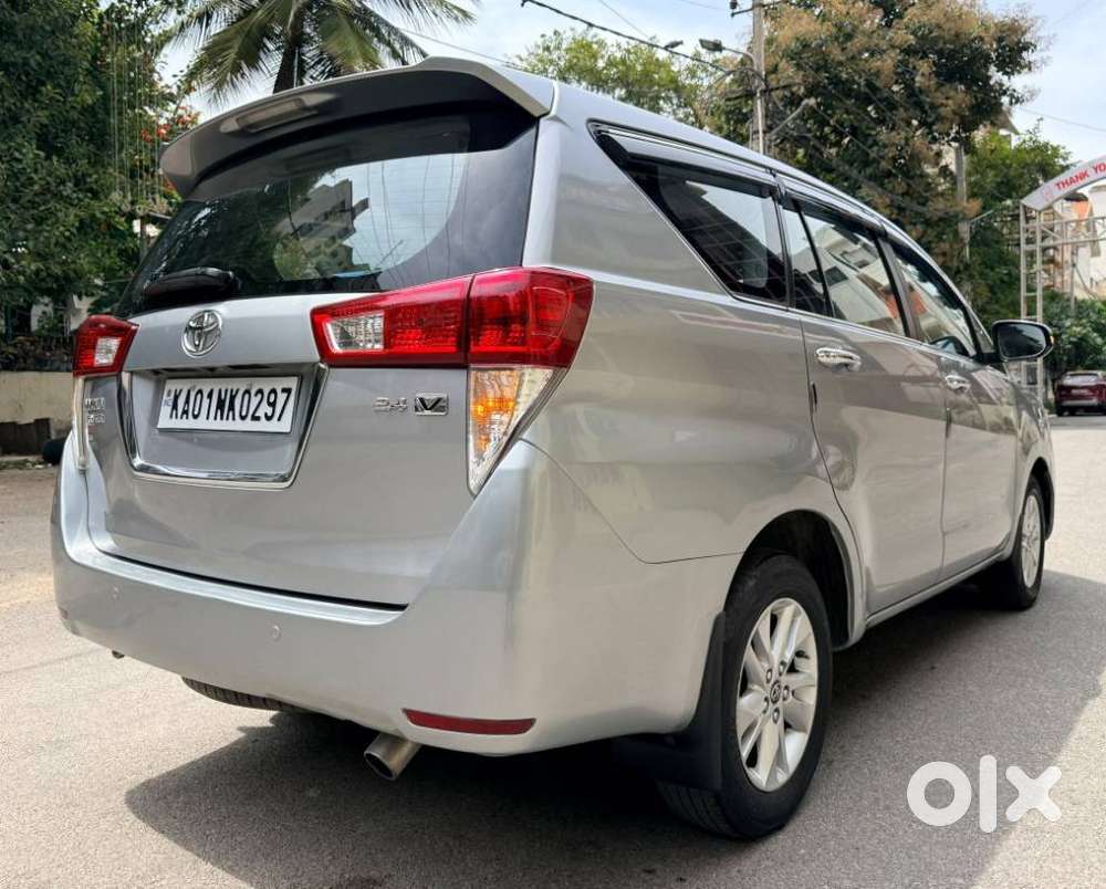 Toyota Innova Crysta 2.4 V 7 STR, 2017, Diesel
