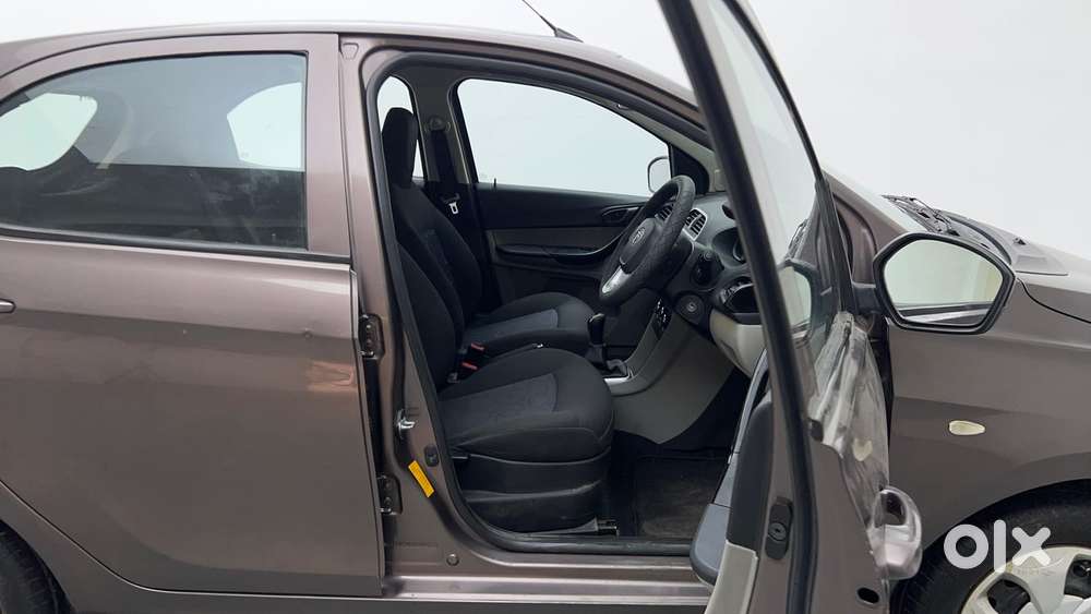 Tata Tiago 1.2 Revotron Xt, 2017, Petrol