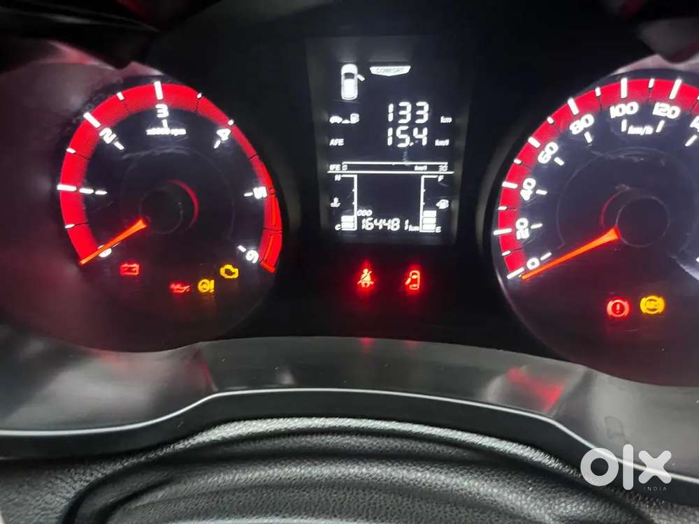 Location Hyderabad  Xuv300 2022 Diesel 164000 Km Driven Showroomtrack